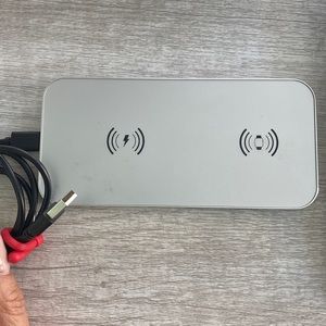 Vrurc Wireless Phone and Watch Charger